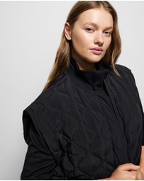 Commonry - Bridget Gilet