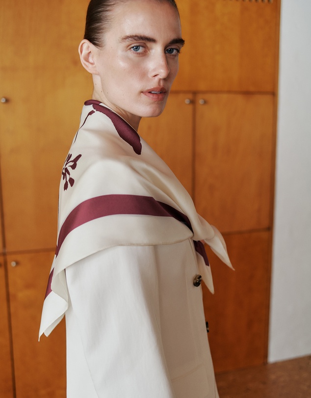 Trenery - Wren Floral Silk Scarf in White