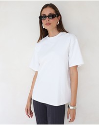 Madison The Label - Boyfriend T-Shirt