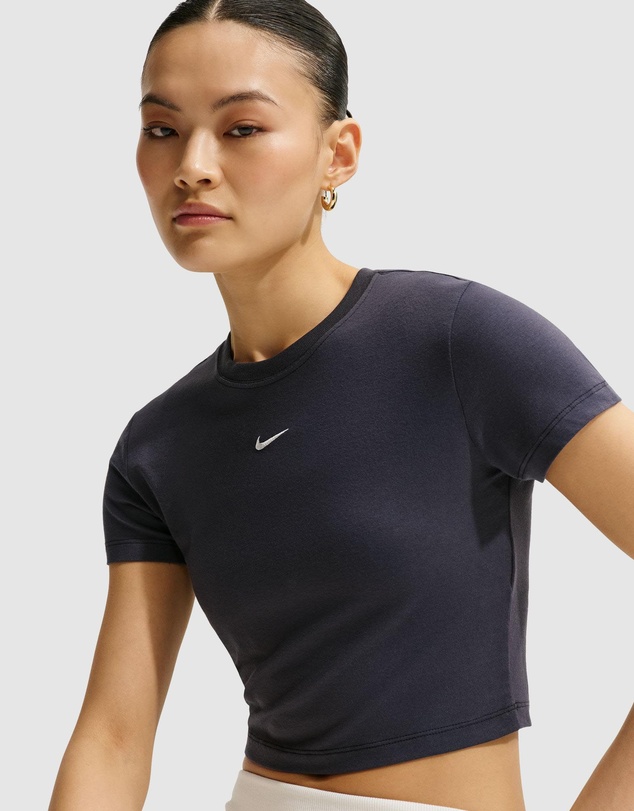 Nike - Sportswear Chill Knit Cropped T-Shirt