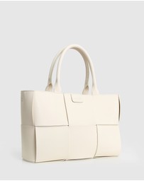 Belle & Bloom - Long Way Home Woven Tote - Cream