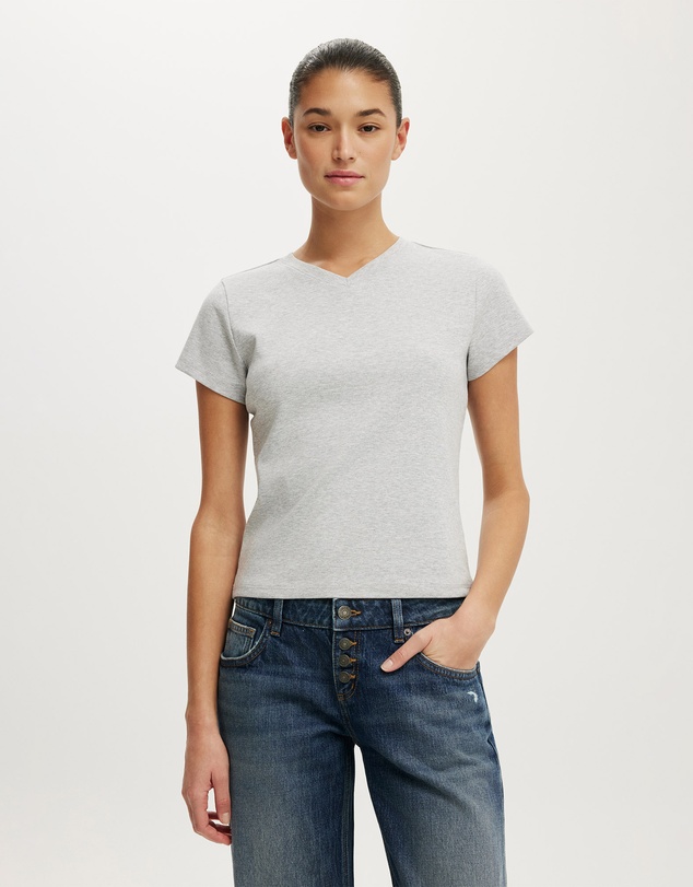 Cotton On - 90S Baby V Neck Tee