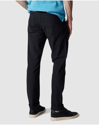 Rodd & Gunn - Motion 2 Straight Jean Short Leg