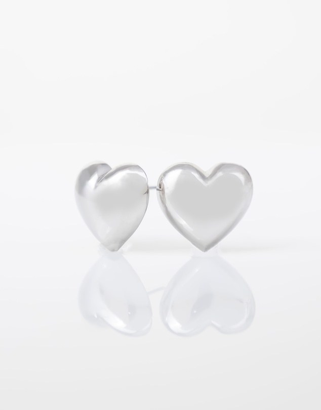 Wanderlust + Co - Bubble Heart Stud Earrings