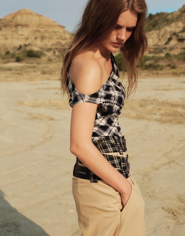 Laagam - Tate Squared Asymmetric Top