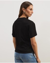 Atmos&Here - Molly Wrap T-Shirt