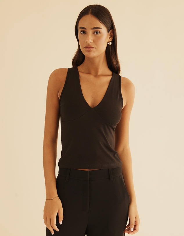 Atmos&Here - V-Neck Bust Detail Tank