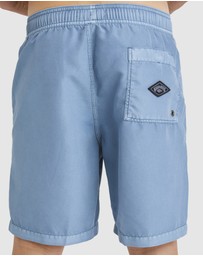 Billabong - Boys 8 to 16 All Day Overdye Layback 16