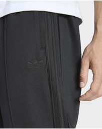 adidas Originals - Baggy Track Pants