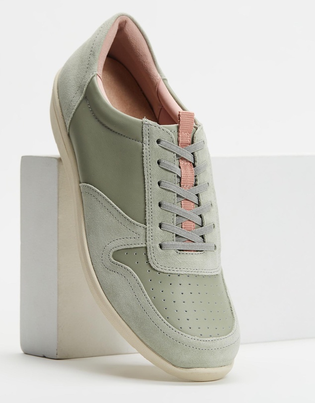 Vionic - Karigan Sneaker - Sage