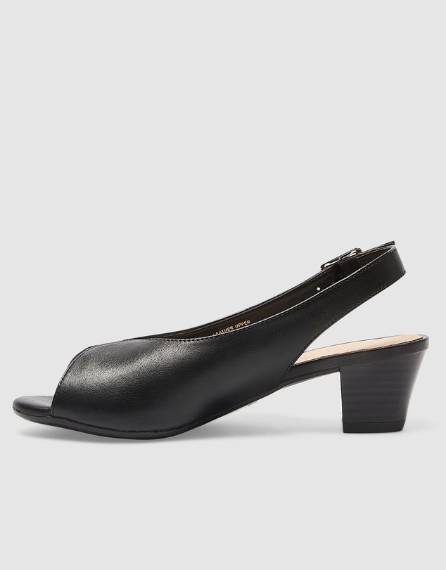 Wide Steps - Hilda
