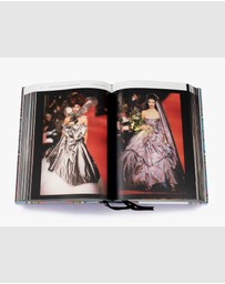 Brumby Sunstate - Vivienne Westwood: Catwalk