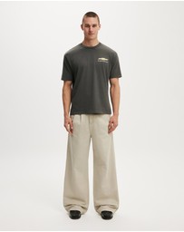 Cotton On - Everyday Fit License T-Shirt