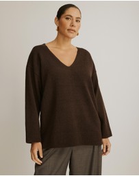 Atmos&Here Curvy - Teo V Neck Knit Jumper