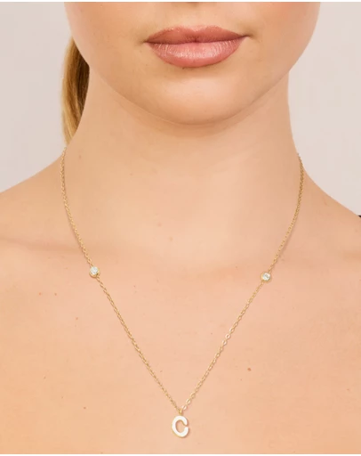 Lovisa - Waterproof Gold Plated Stainless Steel Letter C Dainty Pendant Necklace