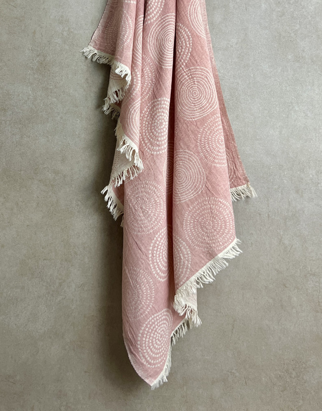 Turkish Murkish - Dotty Muslin Towel