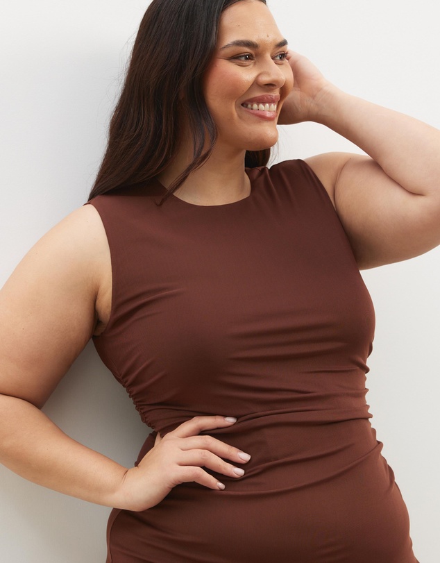 Atmos&Here Curvy - Priya Sleeveless Mesh Maxi Dress