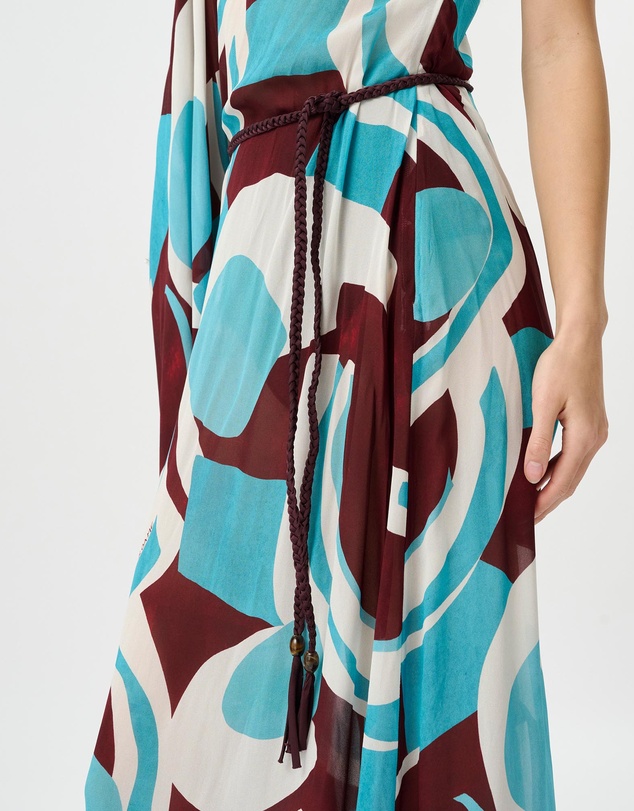 ROAME. - Celina Kaftan