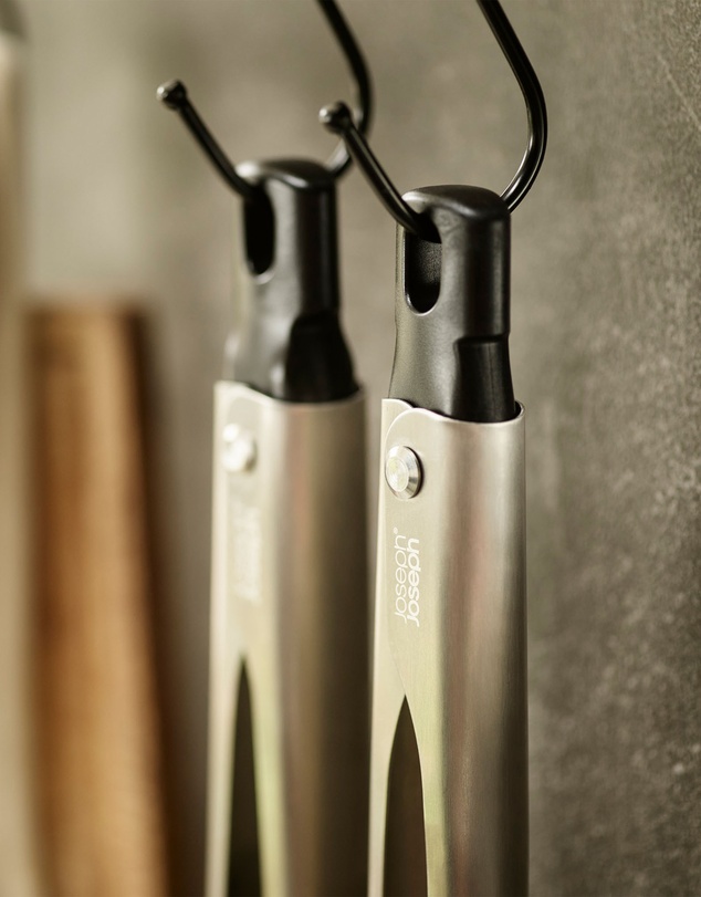 Joseph Joseph - Elevate™ Fusion Set of 2 Silicone Tongs with Integrated Tool Rests