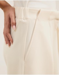 Atmos&Here - Rowen Pleated Barrel Leg Pants With Tie Waist