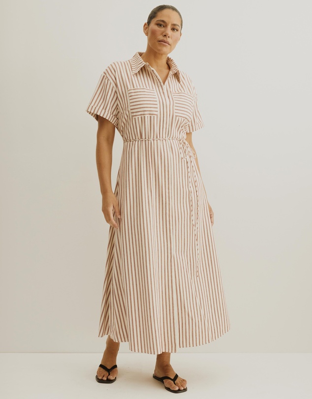 Atmos&Here Curvy - Amy Tie Back Maxi Shirt Dress