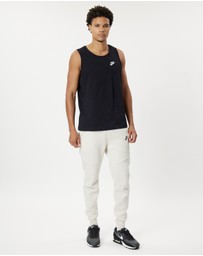 Nike - Nike Sportswear Club Tank