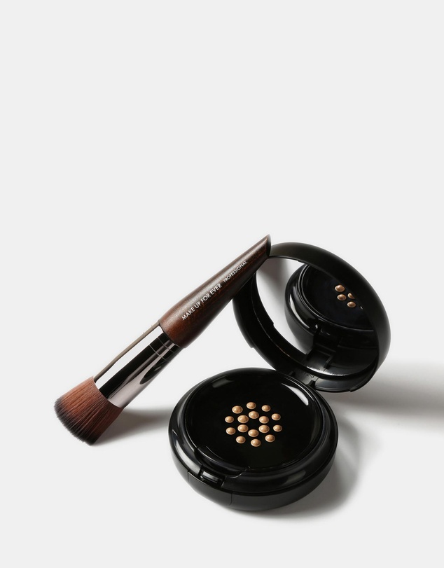 MAKE UP FOR EVER - 154 Buffer Blush Brush