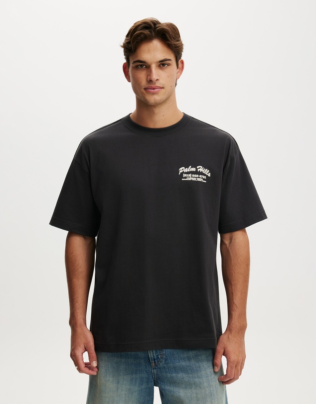 Cotton On - Box Fit Graphic T-Shirt