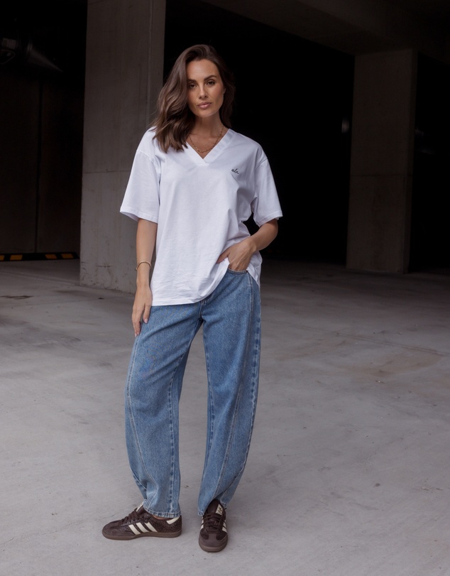ALEXANDRA - Avara V-Neck T-Shirt White