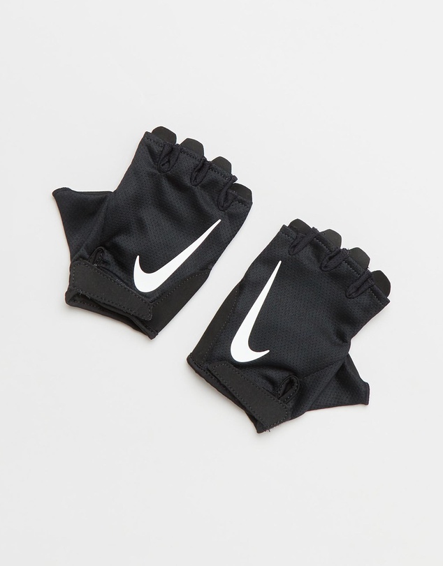 Nike - Gym Essential FG Gloves