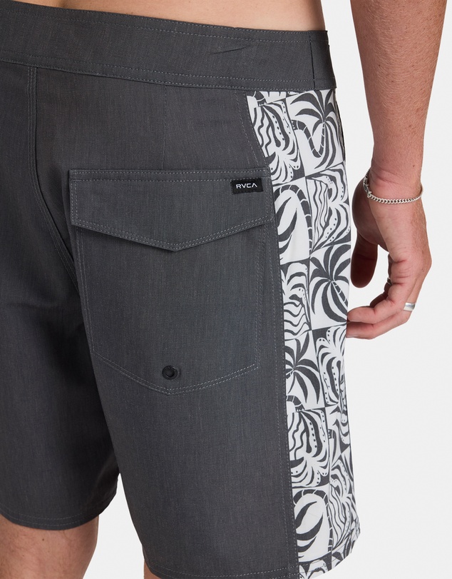 RVCA - Mens Exotica 17