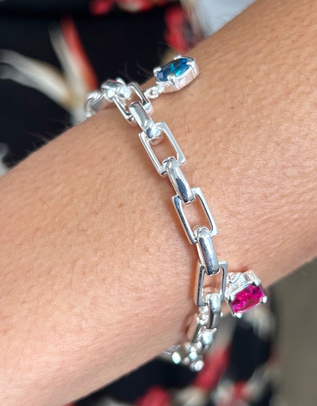 Sunday Stephens - She's A Charmer Bracelet