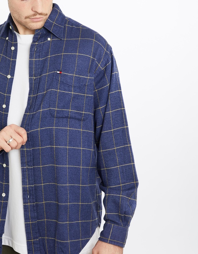 Vintage by The Real Deal - Pre Loved - Vintage 90s Tommy Hilfiger Flannelette Button Up Shirt