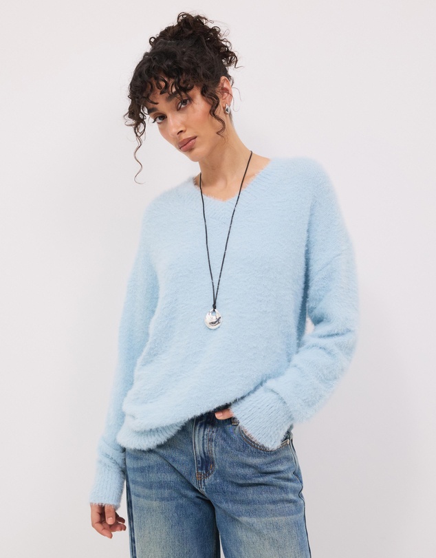 Calli - Rae V-Neck Fluffy Knit Oversized Jumper