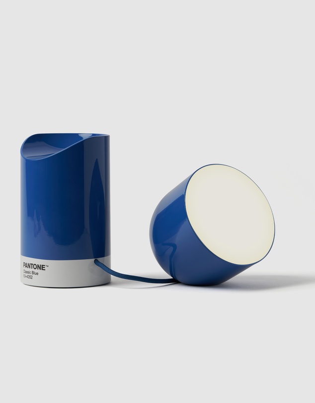Lexon - Lexon Orbe Portable Led Lamp With Moving Head PANTONE - Classic Blue
