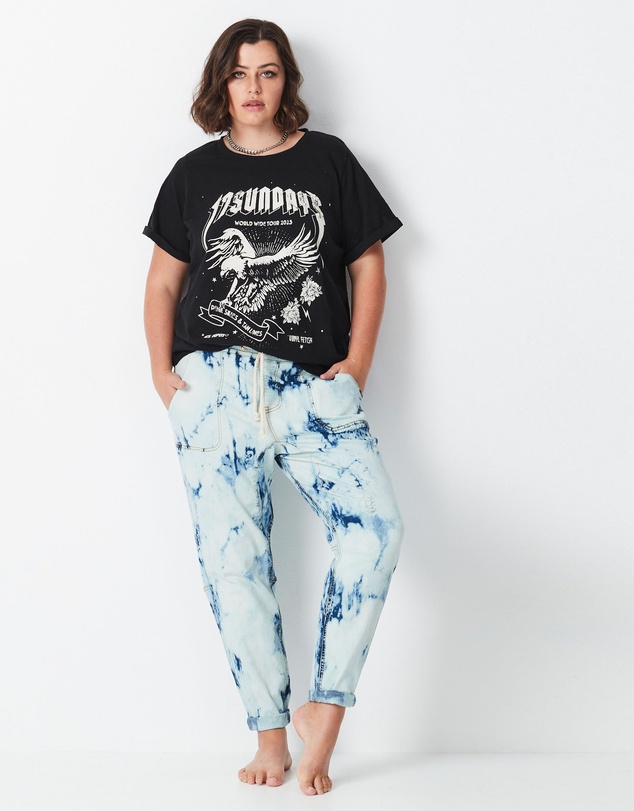 17 Sundays - On Tour Tee