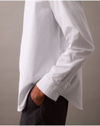 Calvin Klein Jeans - Oxford Logo Relaxed Button-Down Shirt