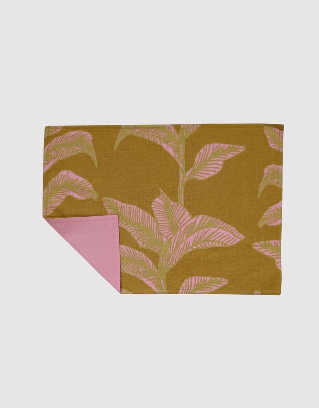 Mosey Me - Meridian Gold Placemat Set