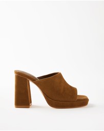 Rubi - Scarlet Block Mule