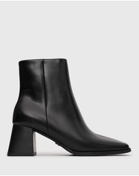 Betts - Nicola Leather Ankle Boots