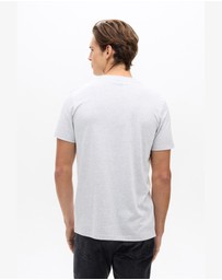 Superdry - Vintage Logo Chest Tee