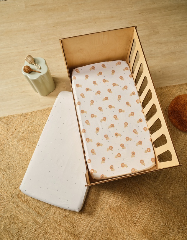 Linen House Kids - Cat Nap 2-Piece Cot Fitted Sheet Set