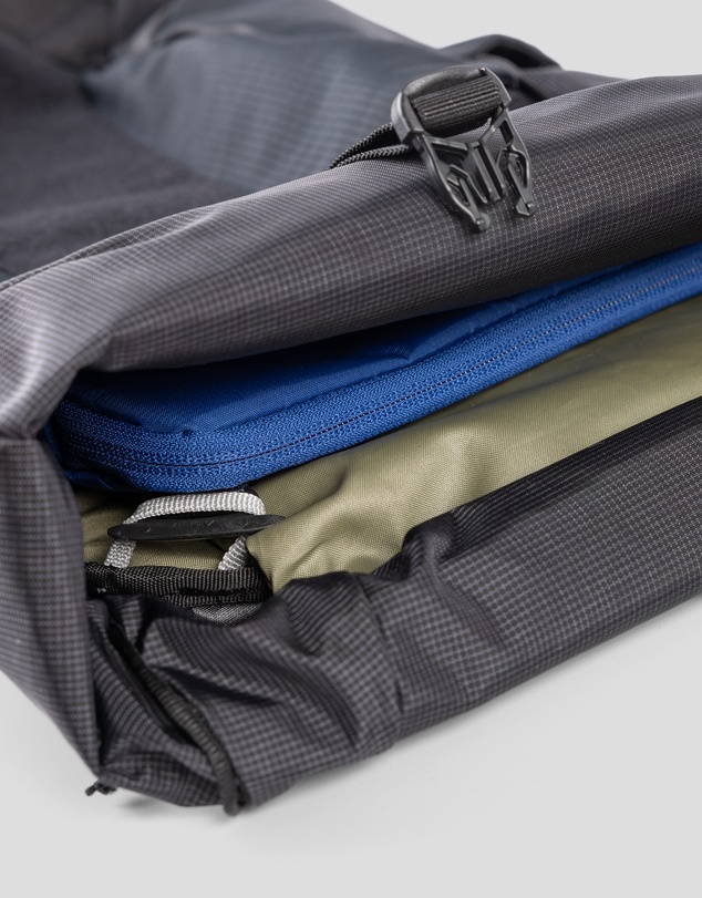 Kathmandu - Trailhead Accessory Digi Pouch