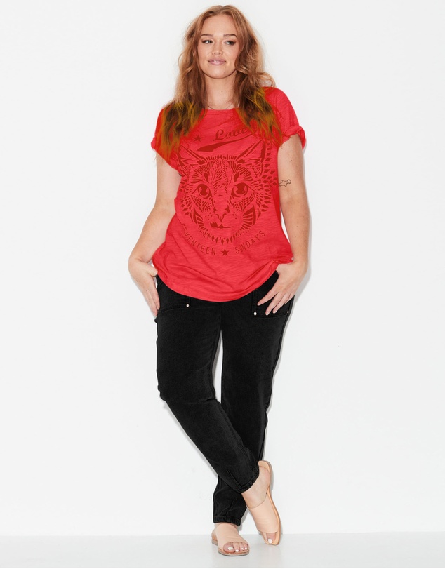 17 Sundays - Cat Tee - Red