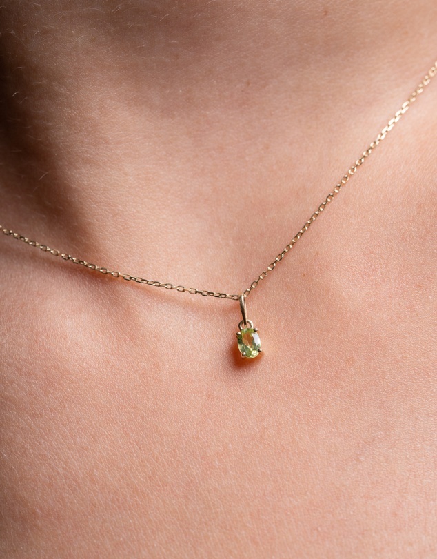 Luna Rae - Solid Gold - Peridot Necklace