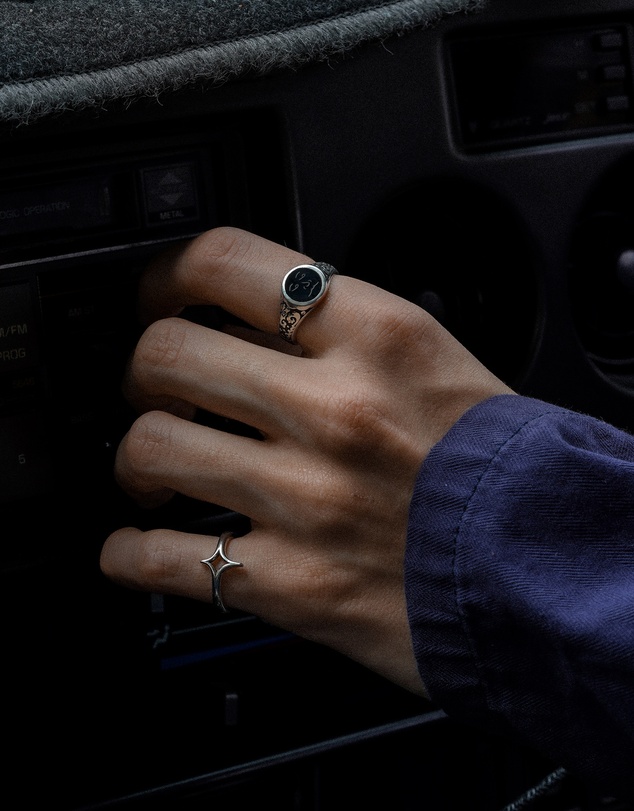SUE THE BOY - Dark Side Of The Moon Ring