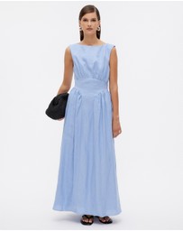 Minima Esenciales - Rivena Midi Dress