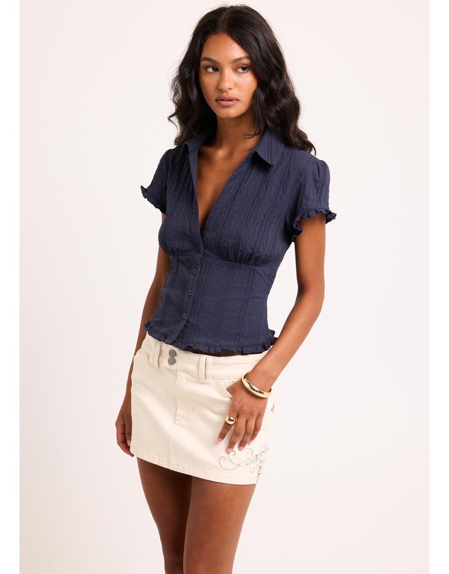 Alice In The Eve - Bryn Ruffle Shirt