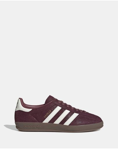 Maroon, Off White & Quiet Crimson