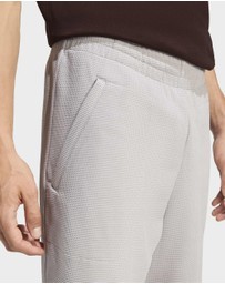adidas Originals - Essentials Trefoil Waffle Shorts Mens